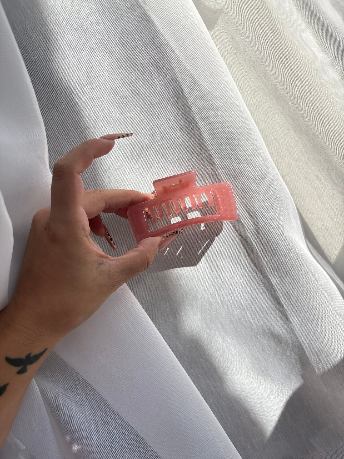 Pearlescent basic clips
