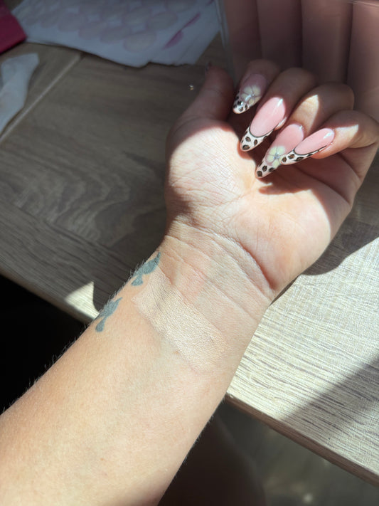 Luminous Latte Contour Stick