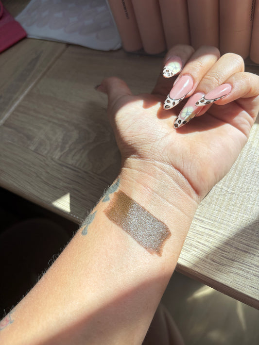 Extra Ebony Contour Stick