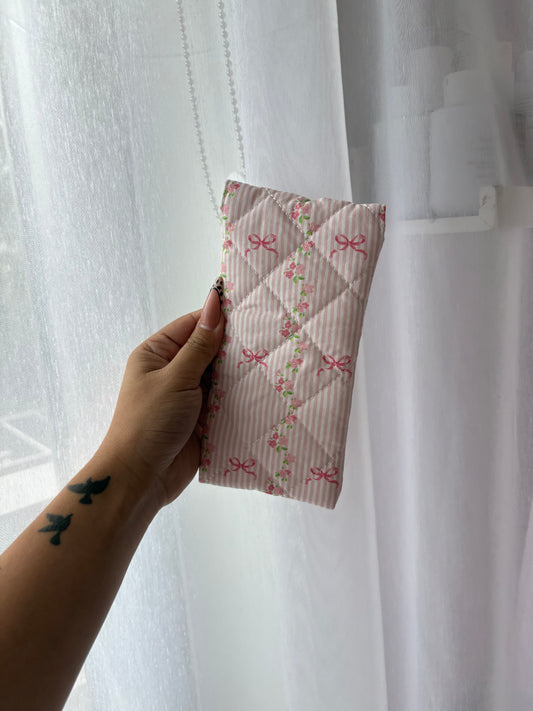 Floral Bow Lip Essential Pouch