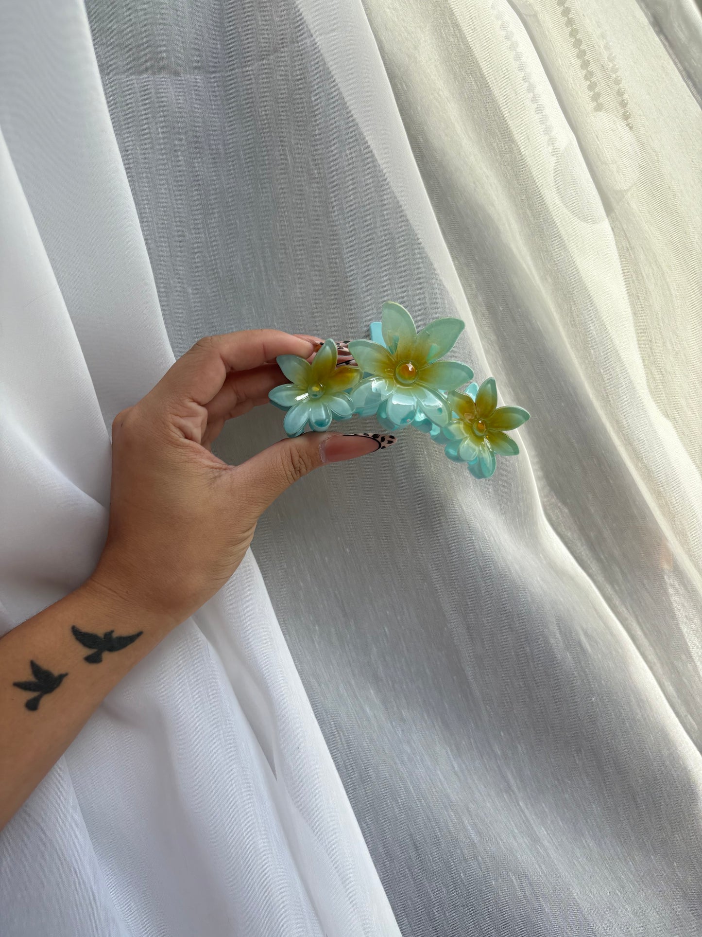 Triple Flower Clip