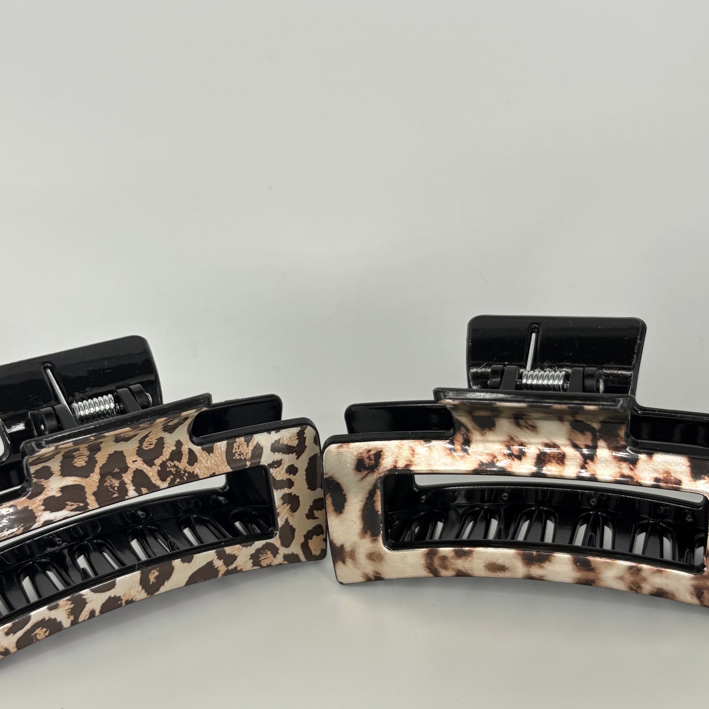 Leopard print claw clip