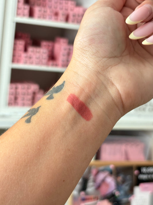 Blush Bloom Lip Liner