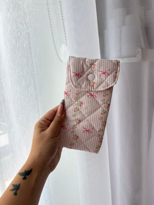 Floral Bow Lip Essential Pouch