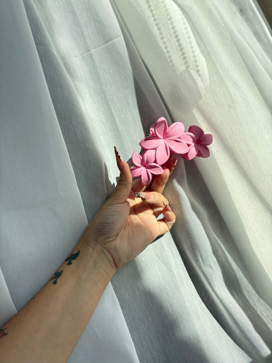 Triple Matte Hibiscus Claw Clip