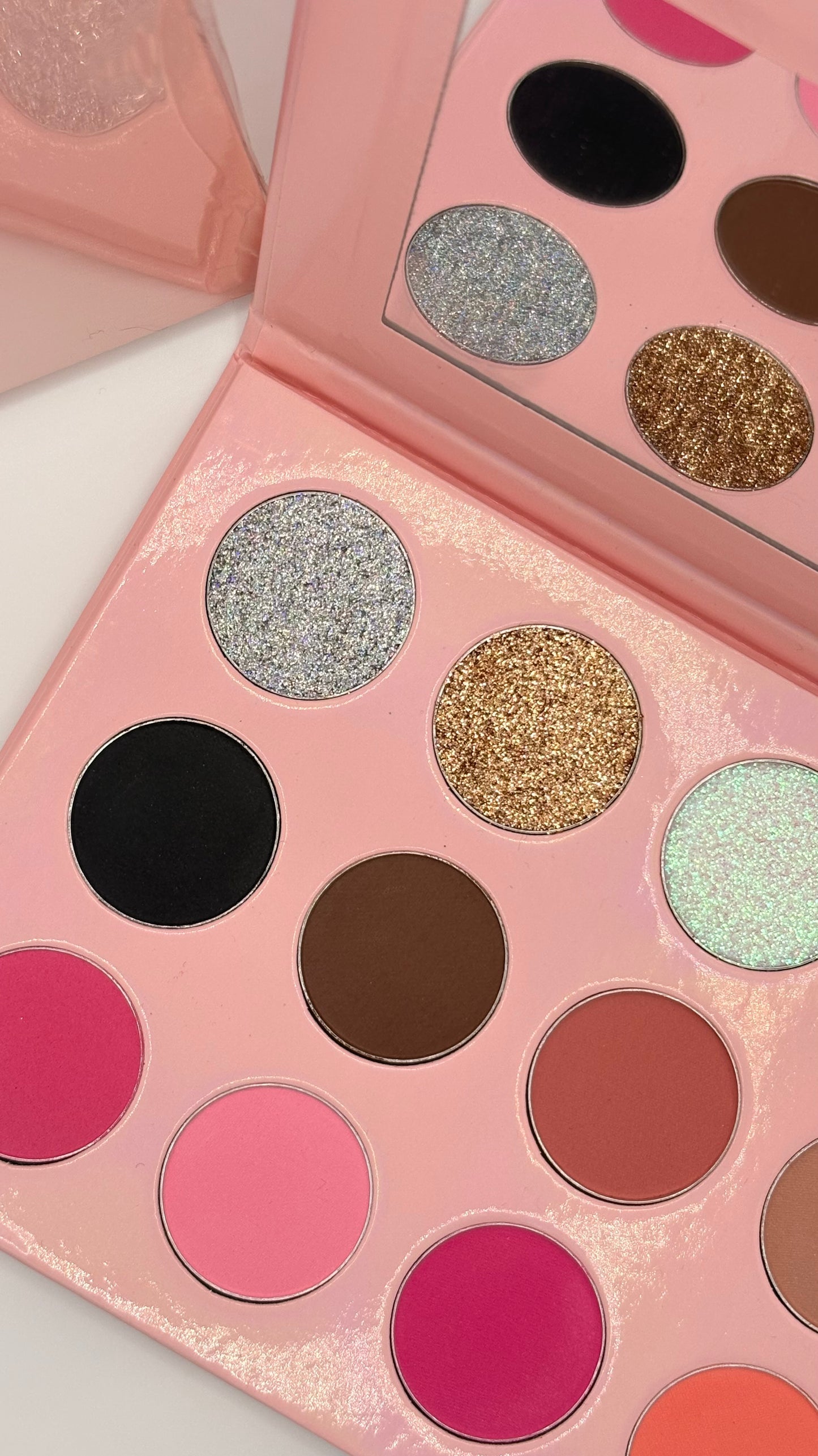 12 Colour Eyeshadow Palette