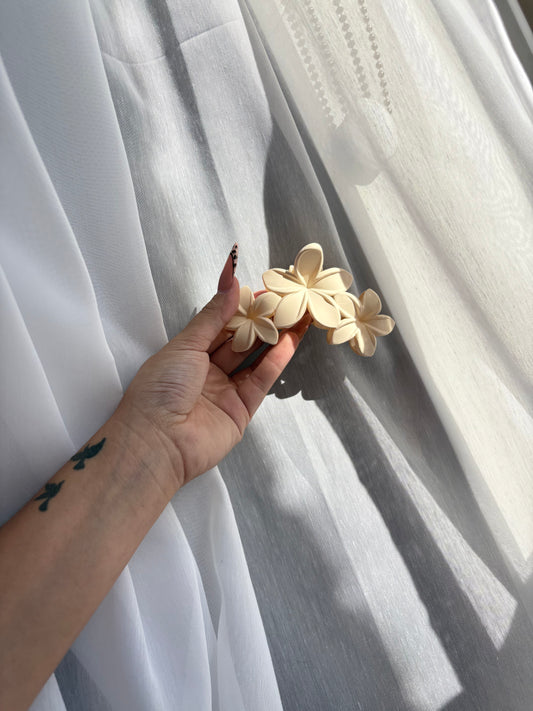 Triple Matte Hibiscus Claw Clip