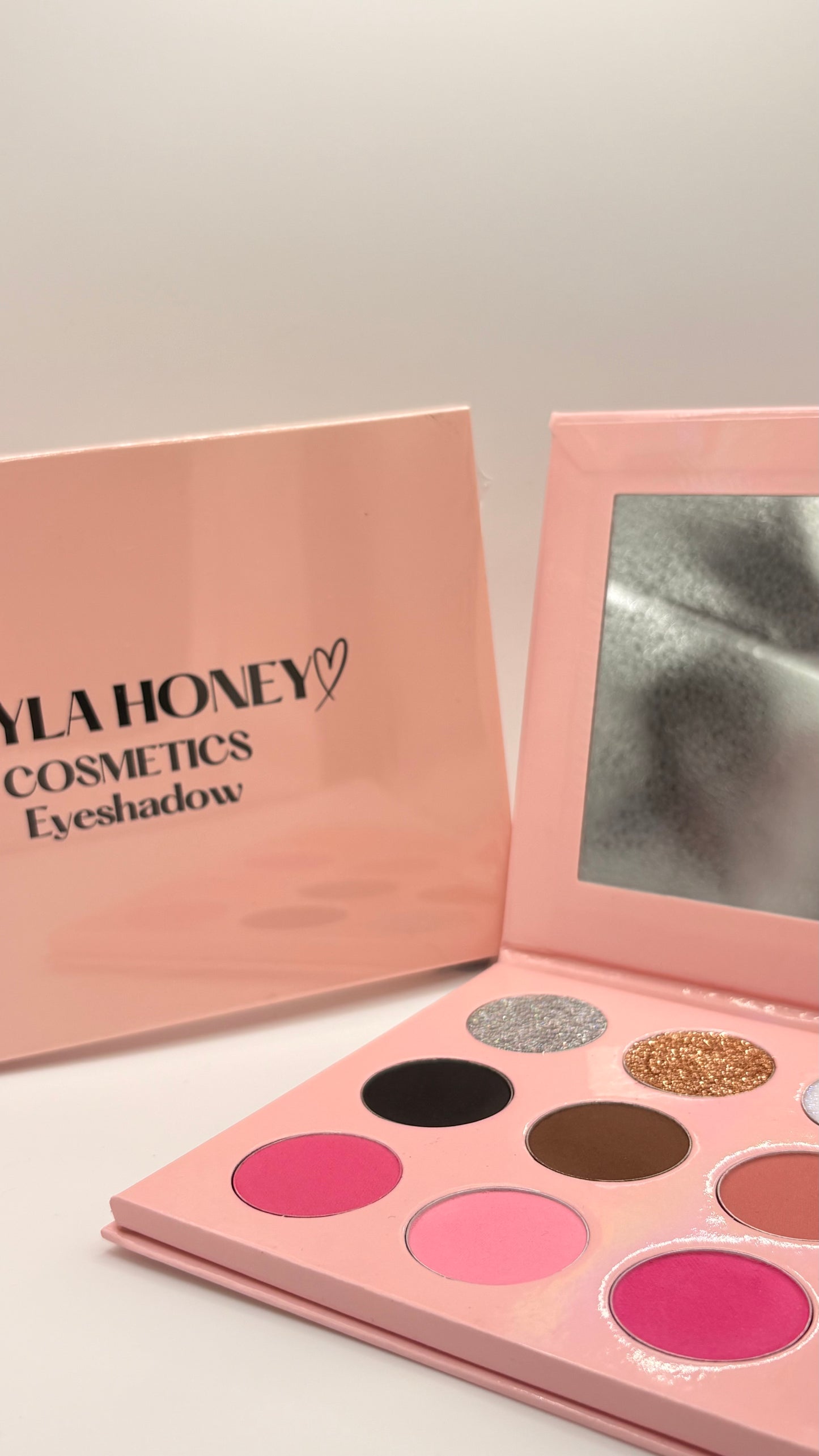 12 Colour Eyeshadow Palette