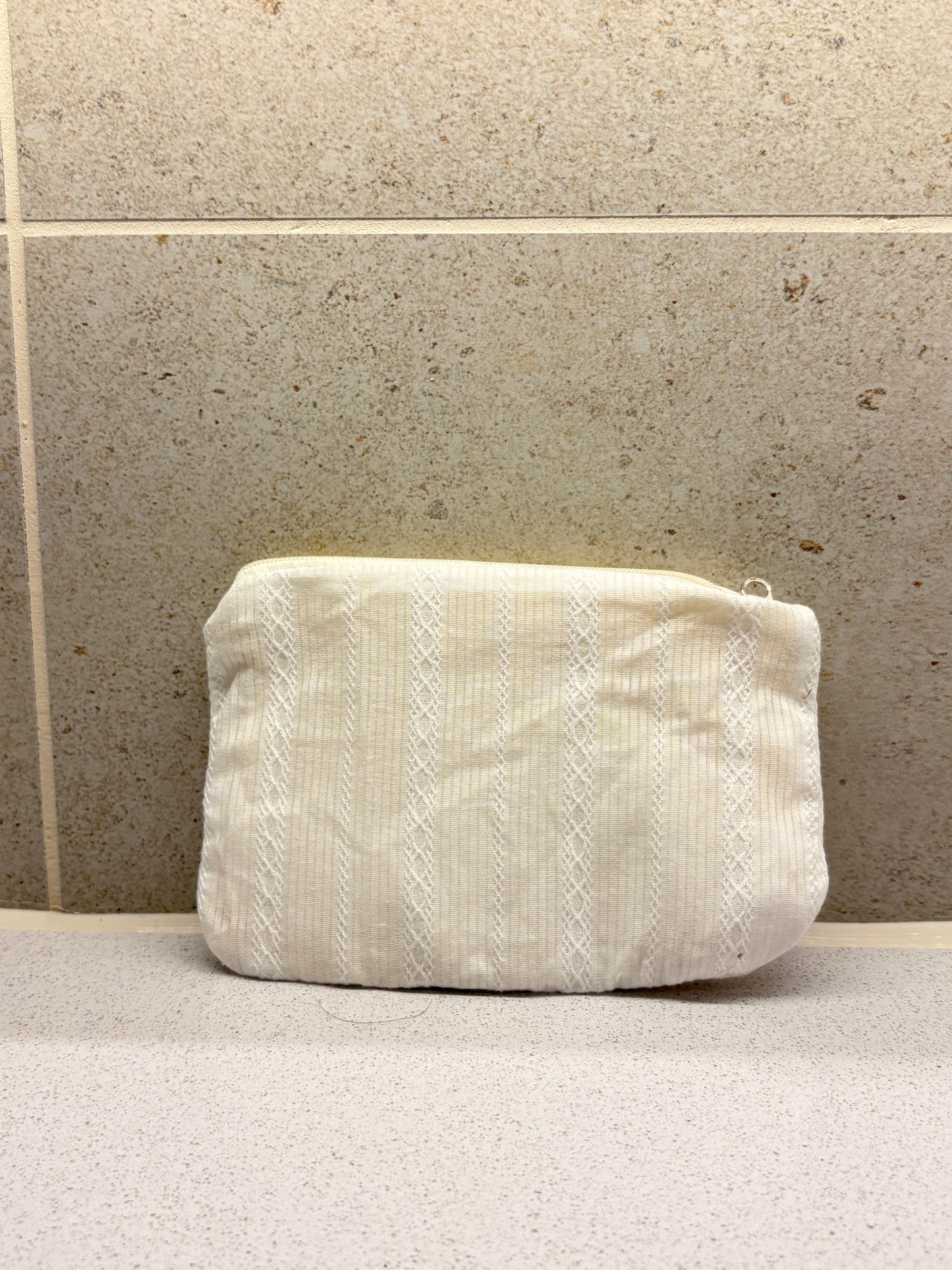 Lace Luxe Makeup Pouch Cream