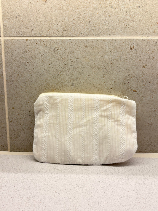 Lace Luxe Makeup Pouch Cream