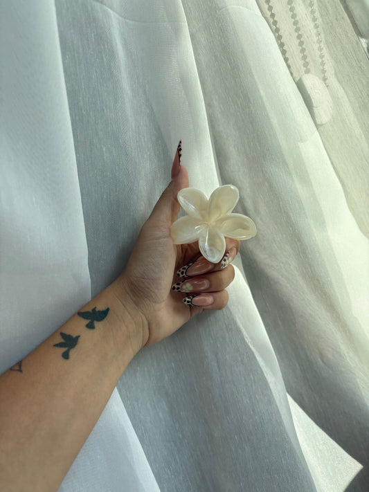 Mini Hibiscus Clip