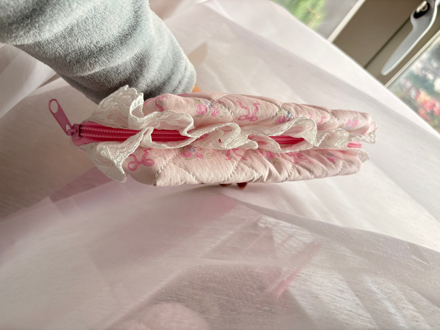 Pink Bow Roses Makeup Bag