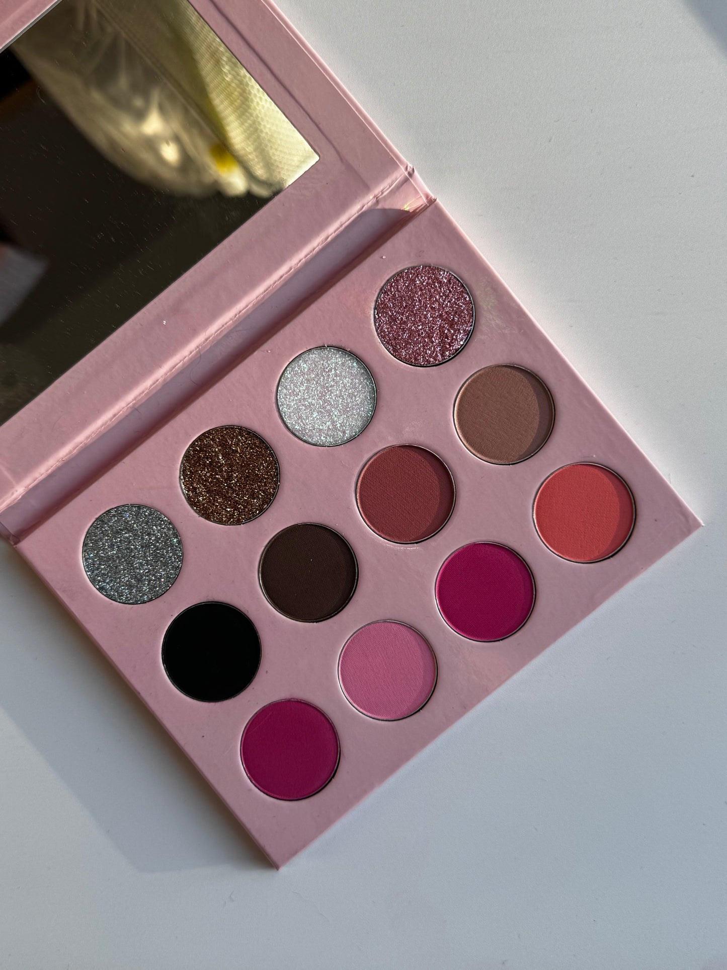 12 Colour Eyeshadow Palette