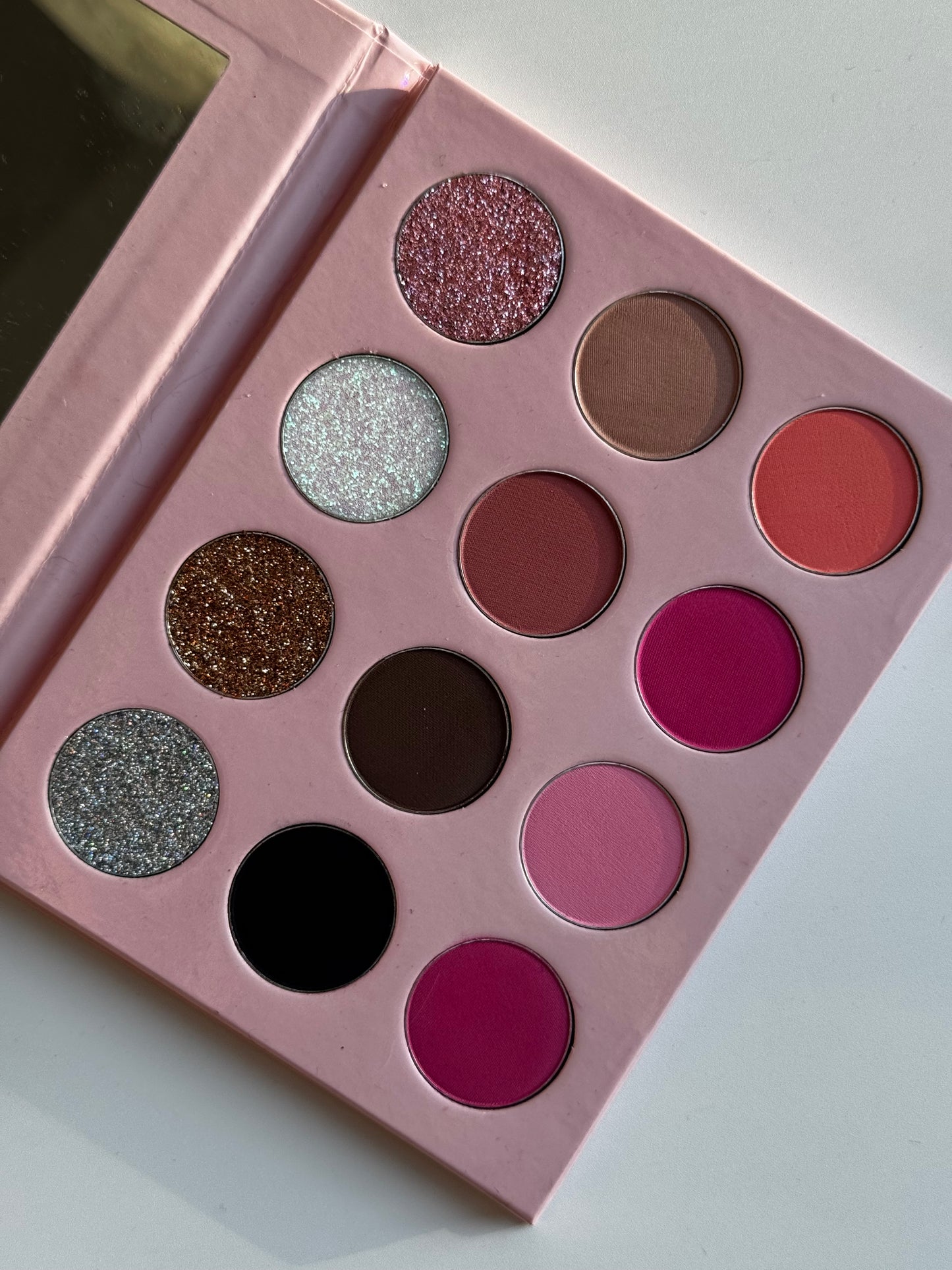 12 Colour Eyeshadow Palette