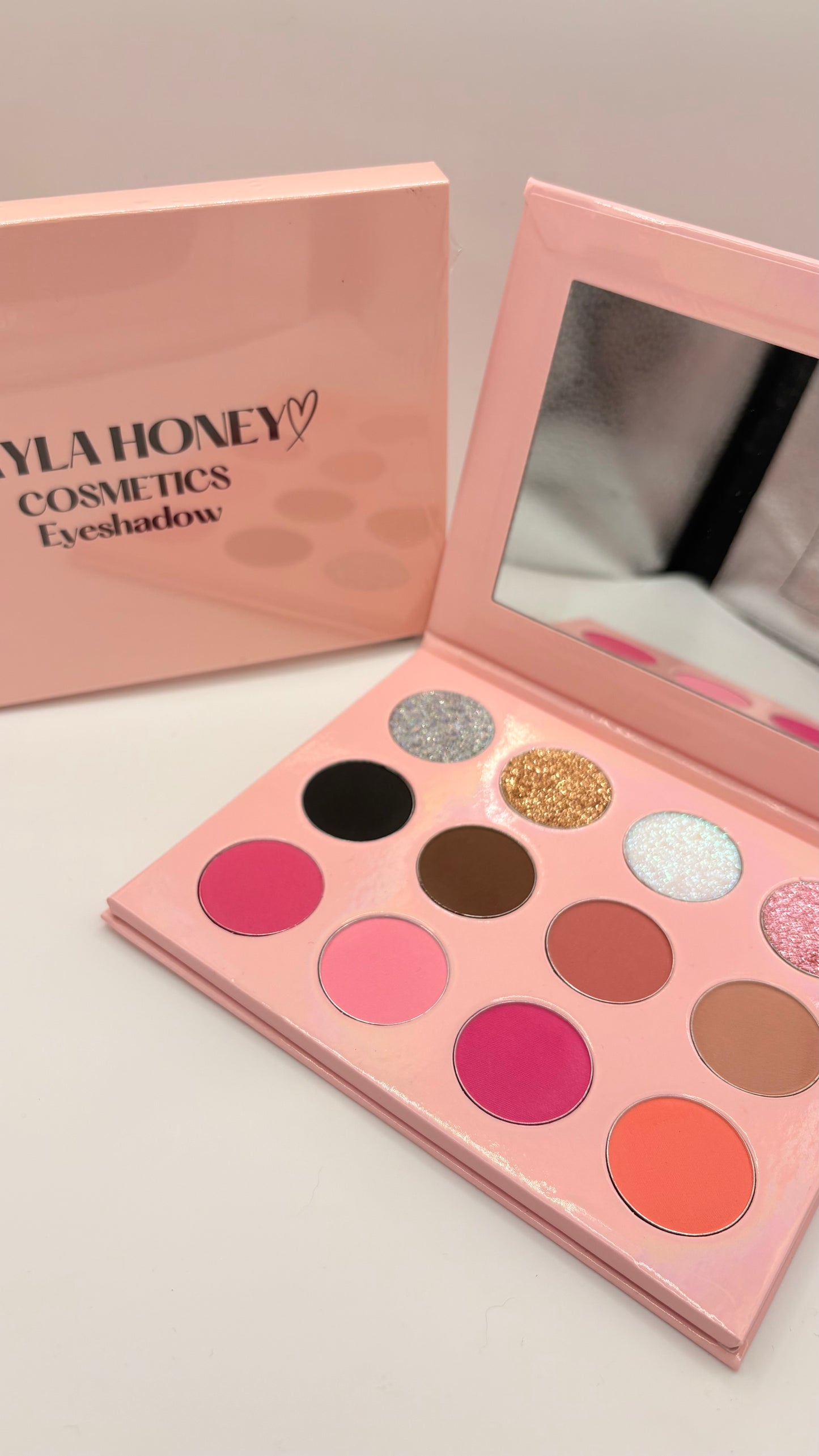 12 Colour Eyeshadow Palette