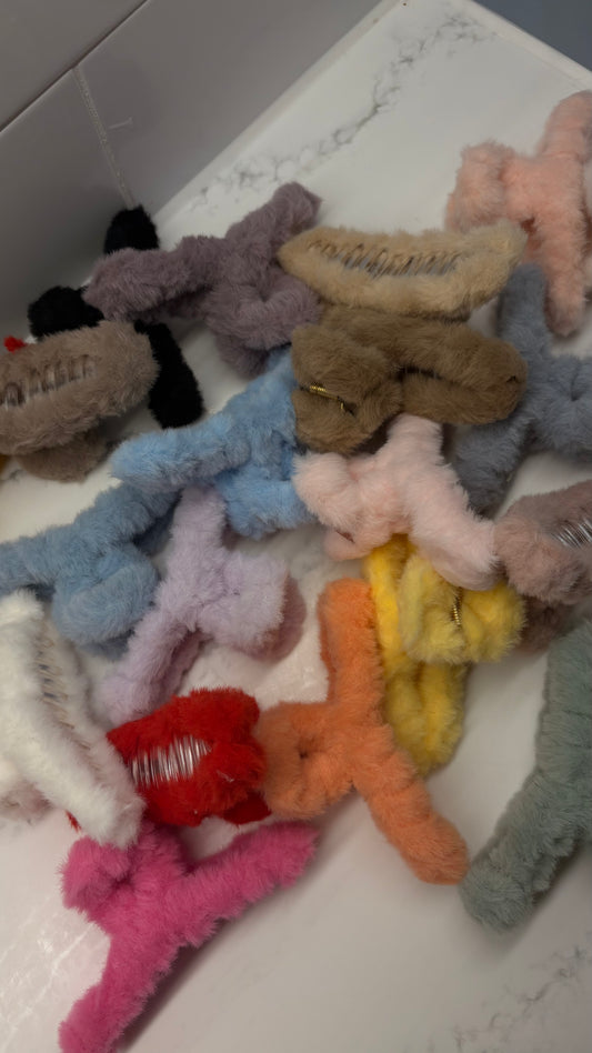 Fluffy  clips